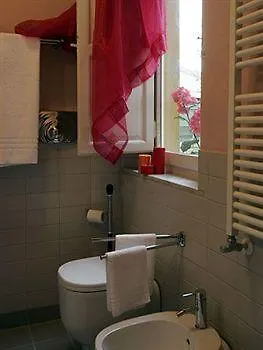 Bed & Breakfast 4