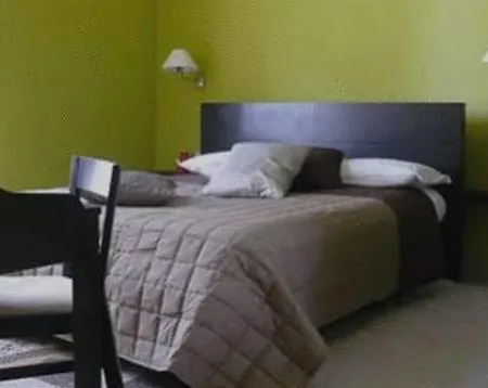 Bed & Breakfast 4